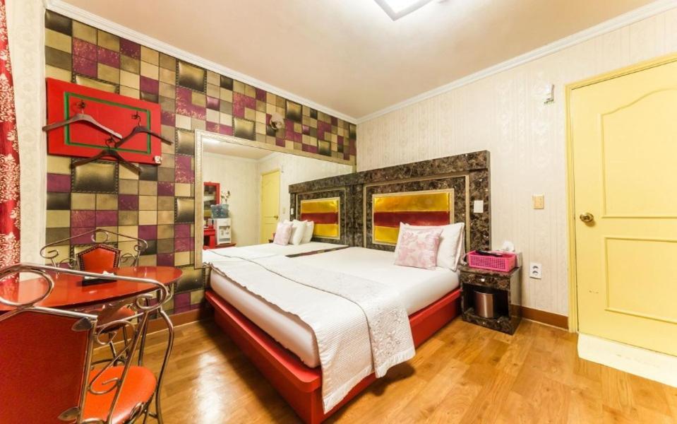 Feel Motel Pocheon Esterno foto